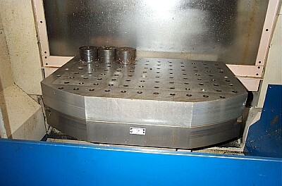 Daewoo Model DVC-500 CNC Vertical Machining Center